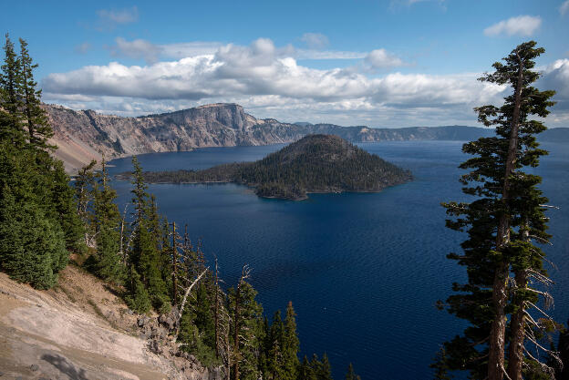 Crater Lake view from south rim