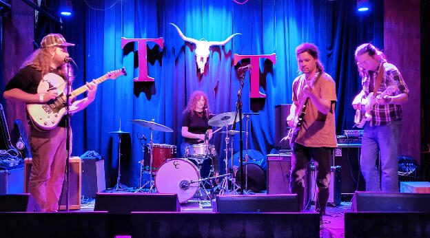Seattle: M.O.S.S. at Tractor Tavern