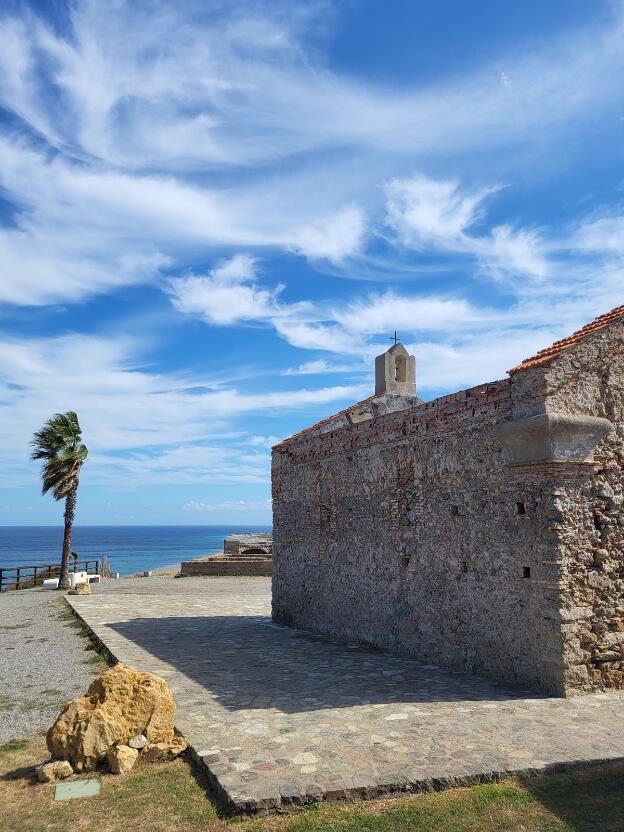  Mercati Saraceni with view over Ionian Sea