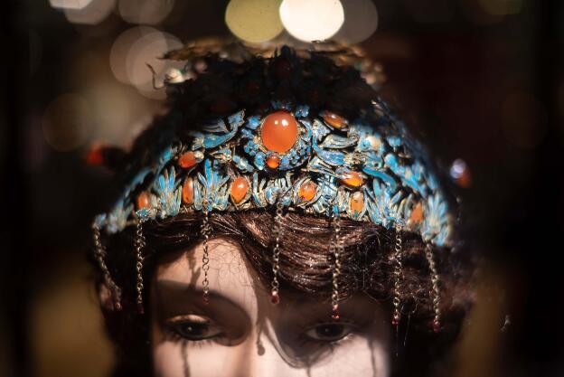 Penang Peranakan Mansion: Head ornament made from bird feathers (see close-up next image)