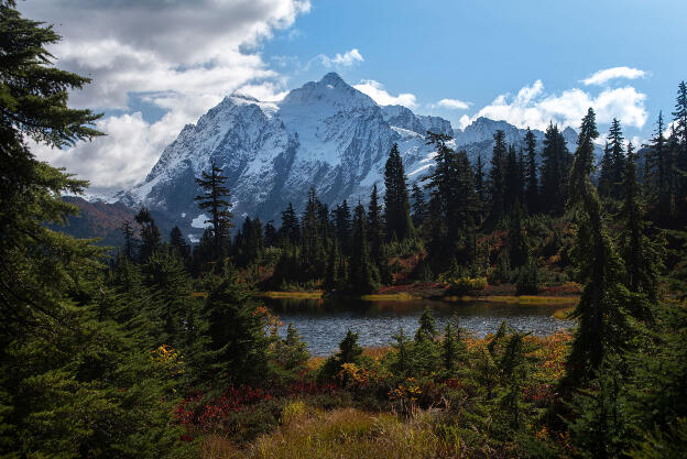 North Cascades: Picture Lake and Mount Shuksan