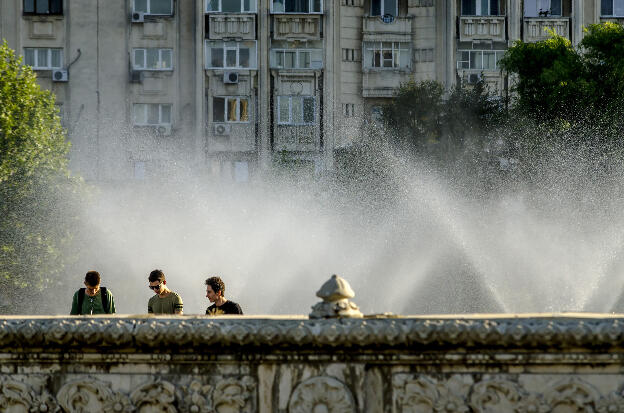 Fountain in downtown Bucharest