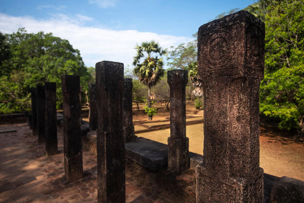 Polonnaruwa, Sri Lanka: Ruins of the Council Chamber near the Palace of King Vijayabahu the Great (11th century)