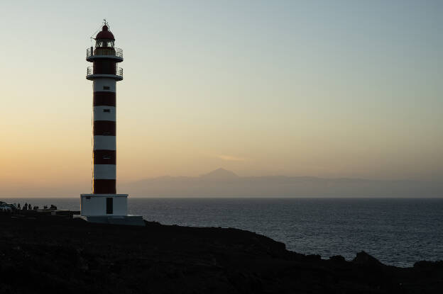 Faro de Punta Sardina