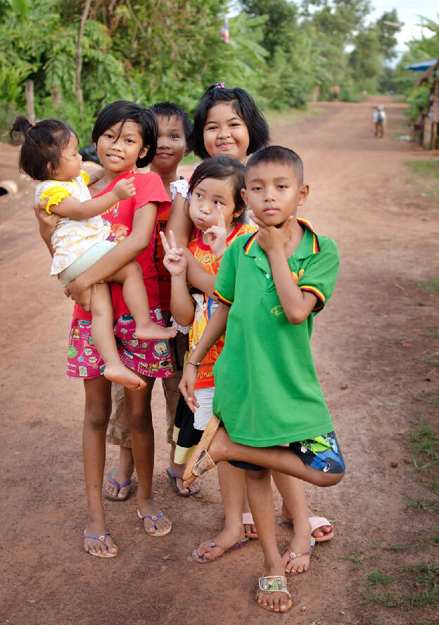 On a weekend, children play on the street all day long.