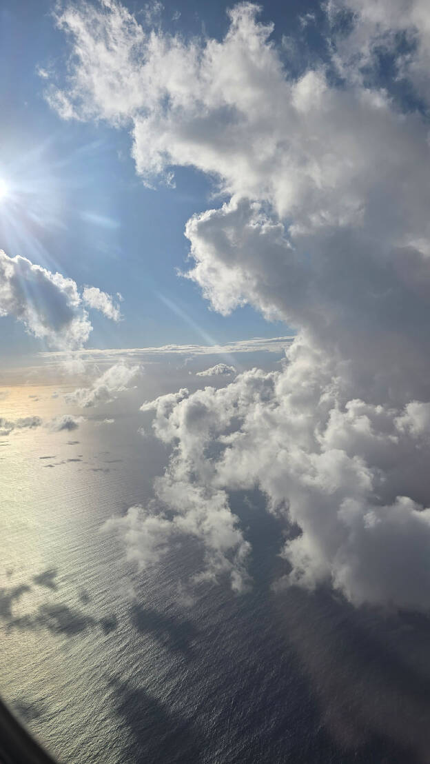 Descending towards Gran Canaria airport